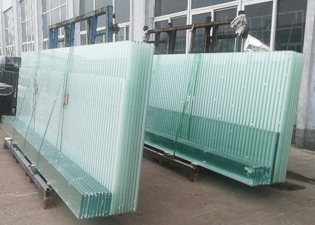 Laminated with digital printed glass